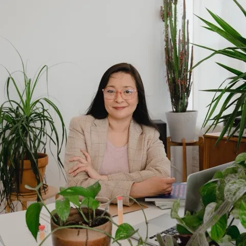 A dedicated INC.sg relationship manager